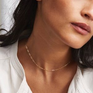 GLDN Dainty Paperclip Choker